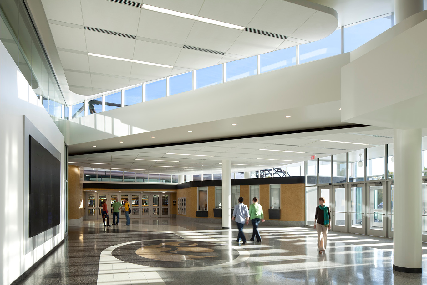 Benchmarking Tours: What to Expect and Who to Include