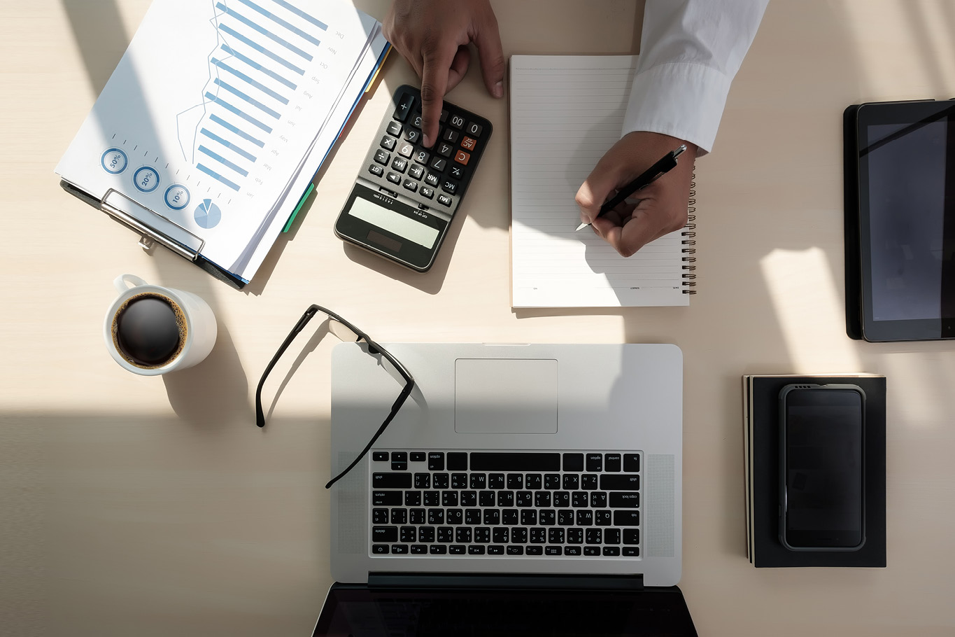 How Can Building Owners Prevent Cost Overruns? 4 Strategies