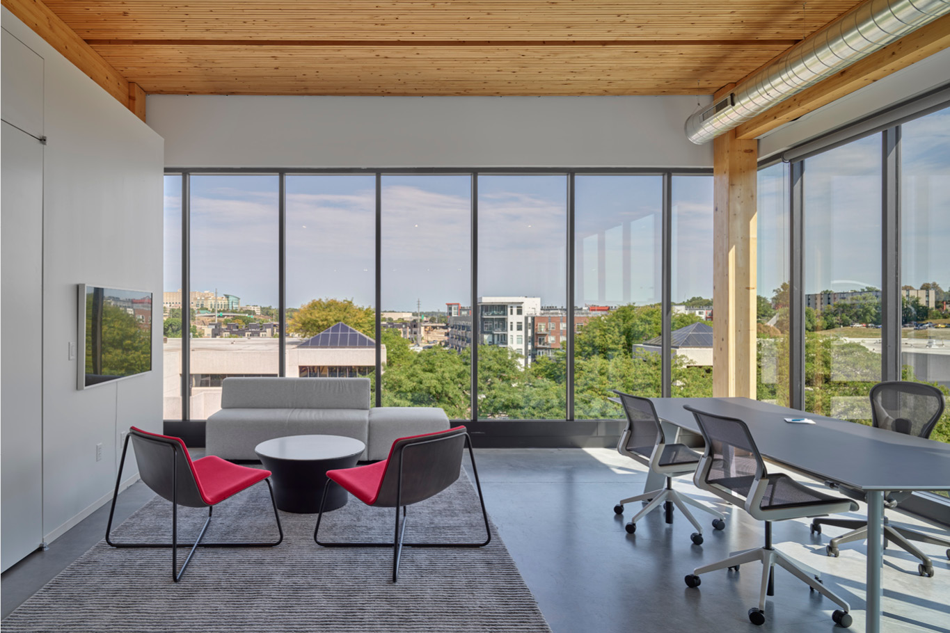 5 Factors to Consider When Renovating Your Workspace